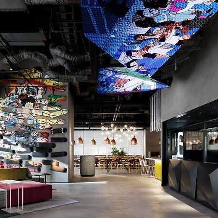 Отель Aloft Osaka Dojima Экстерьер фото