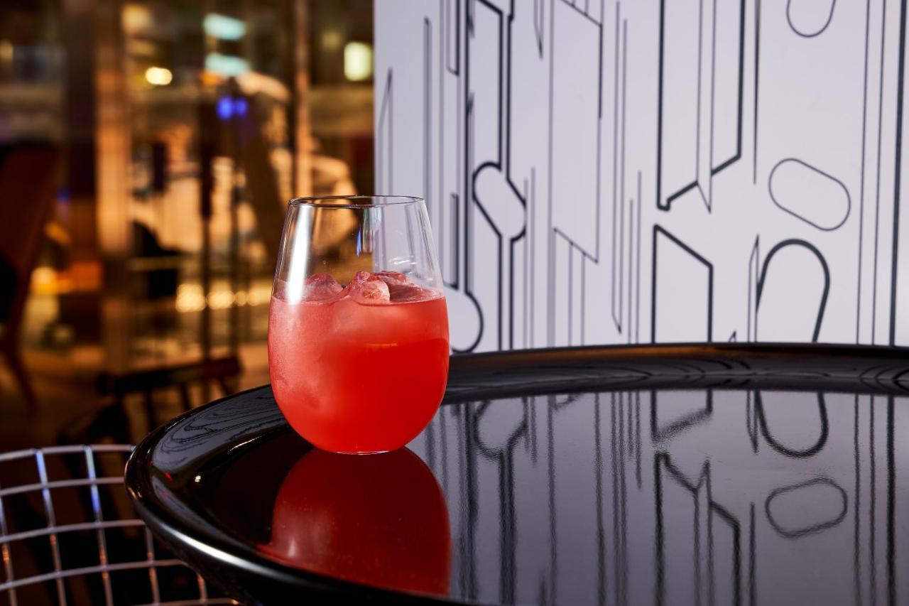 Отель Aloft Osaka Dojima Экстерьер фото